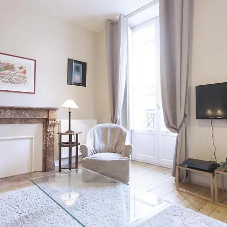 Apartment Chaine D'or